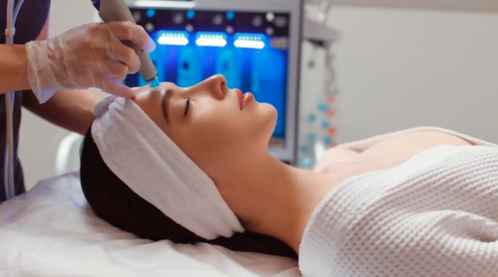 Achieve Your Best Skin Yet: The Comprehensive HydraFacial Guide and Comparison