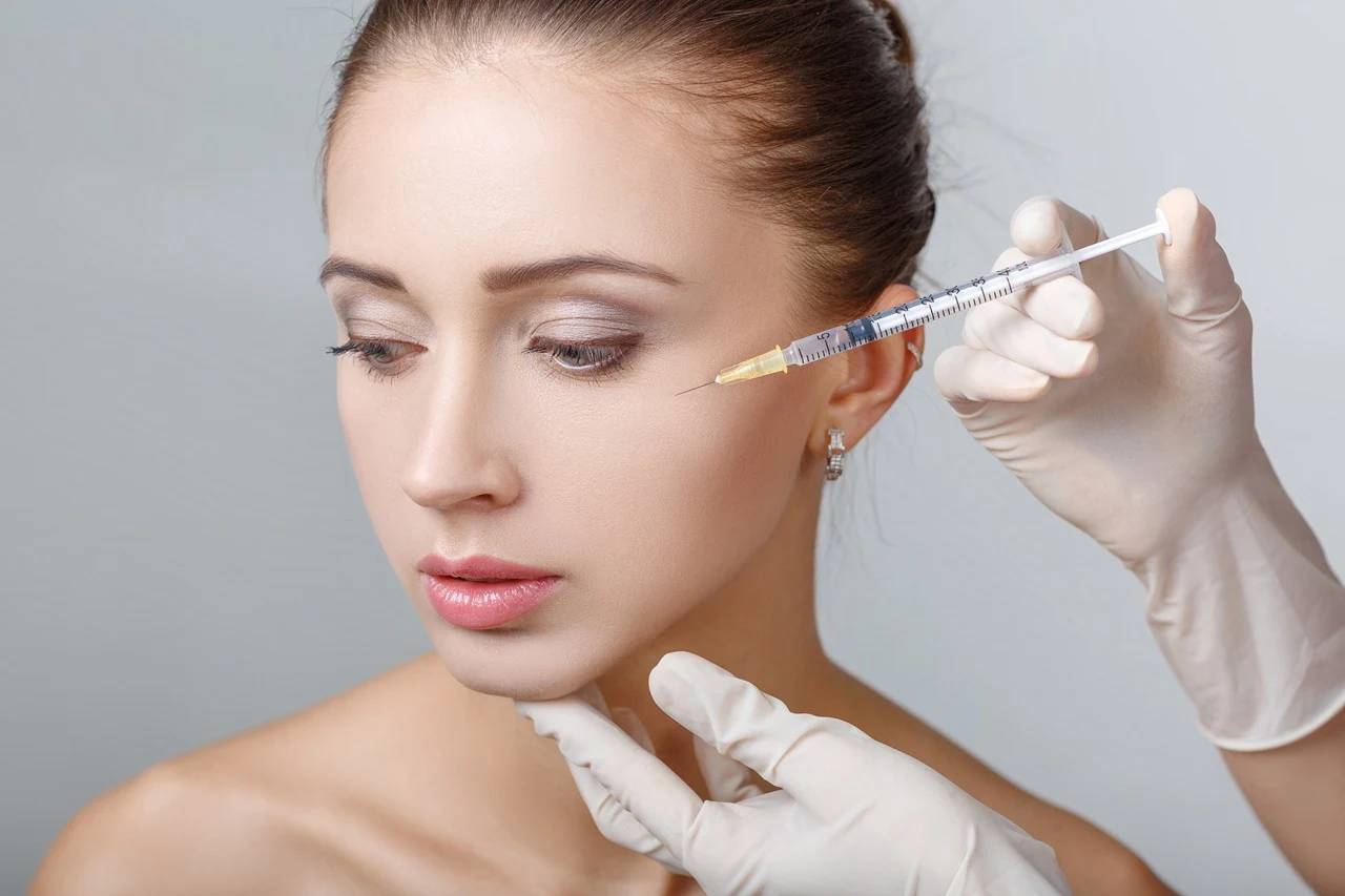Hyaluronic Acid Explained: What It Is and How It Benefits Your Skin
